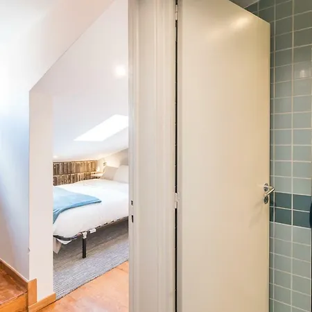 Cozyduplex Chiado 公寓 *